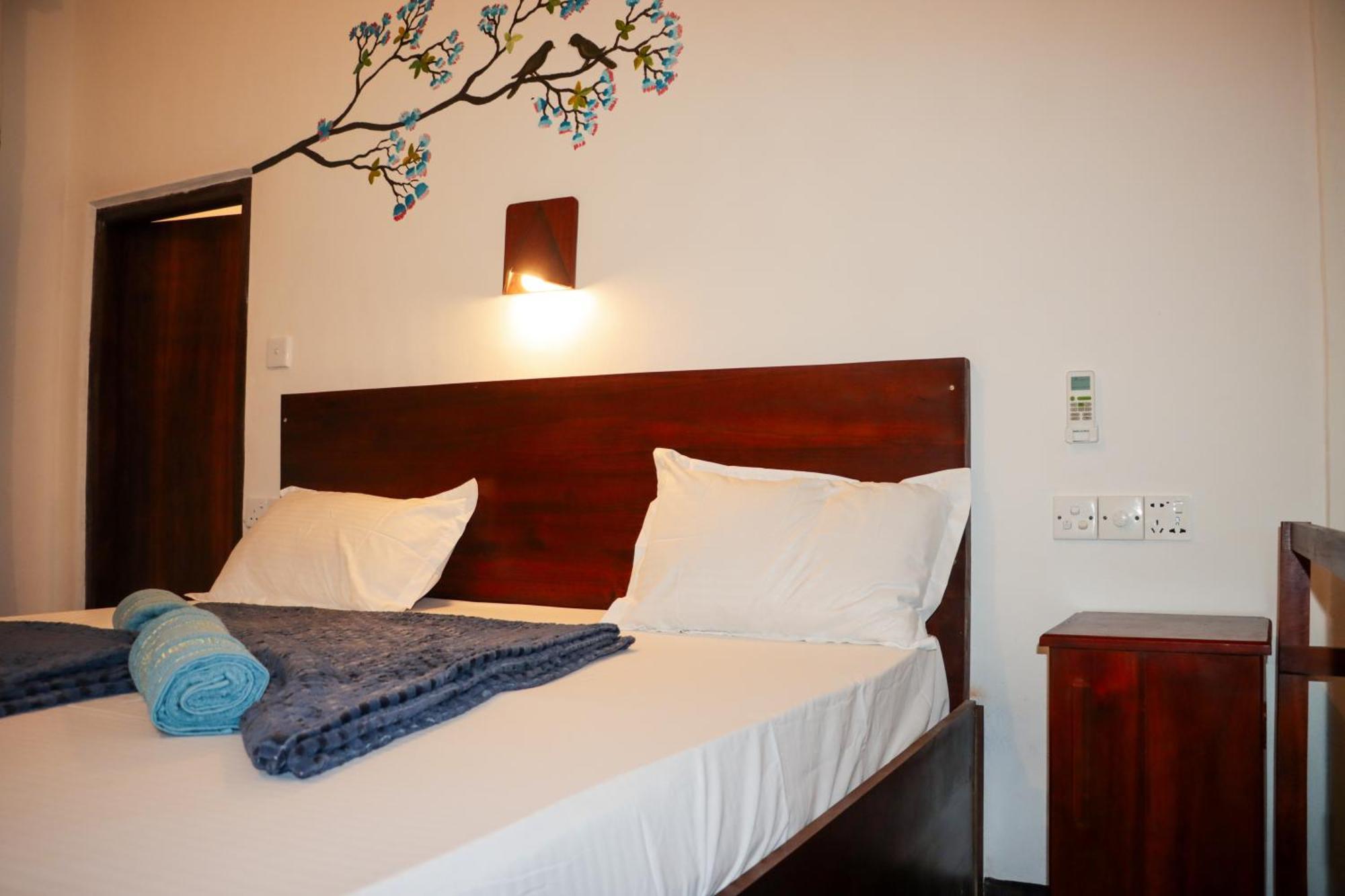 Surfers Park Arugambay Bed & Breakfast Arugam Bay Luaran gambar