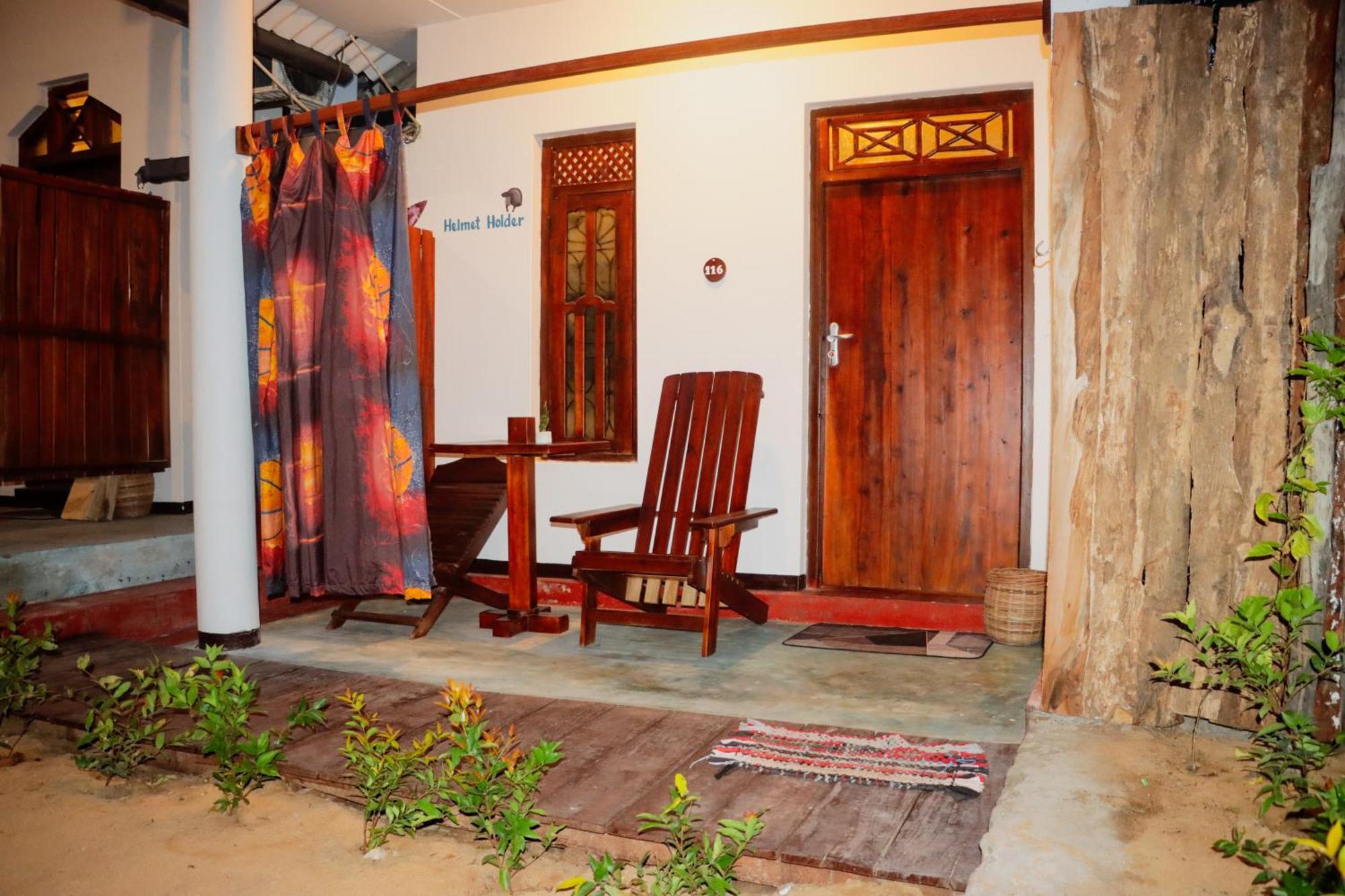 Surfers Park Arugambay Bed & Breakfast Arugam Bay Luaran gambar