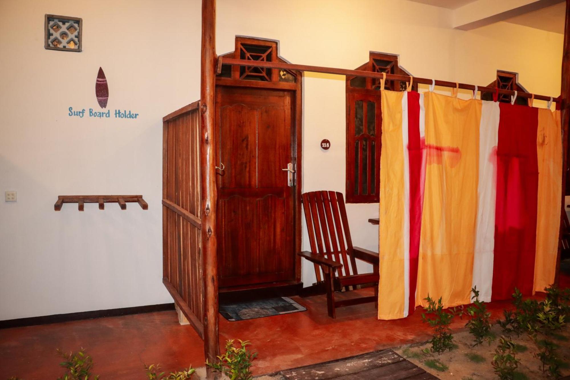 Surfers Park Arugambay Bed & Breakfast Arugam Bay Luaran gambar