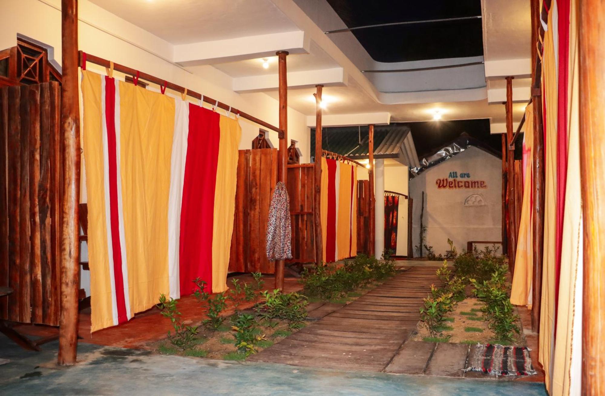 Surfers Park Arugambay Bed & Breakfast Arugam Bay Luaran gambar